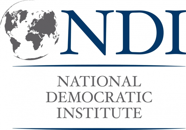 A Nemzeti Demokratikus Intézet logója